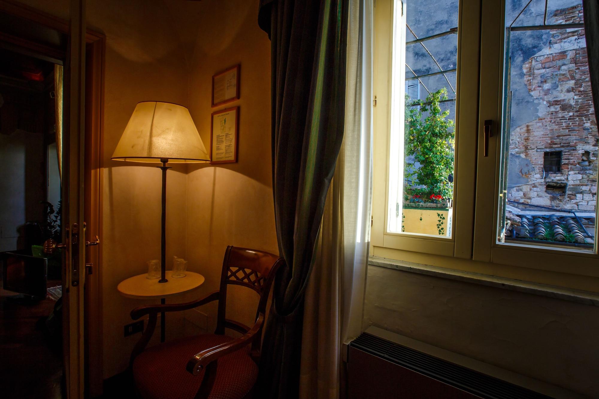 Hotel Fortuna เปรูจา ภายนอก รูปภาพ