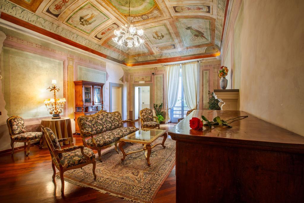 Hotel Fortuna เปรูจา ภายนอก รูปภาพ